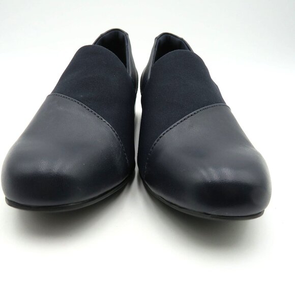 New Clarks Shoes Womens Size 7 Navy Blue Slip On Loafers Stretchy Upper Flats - Picture 10 of 10